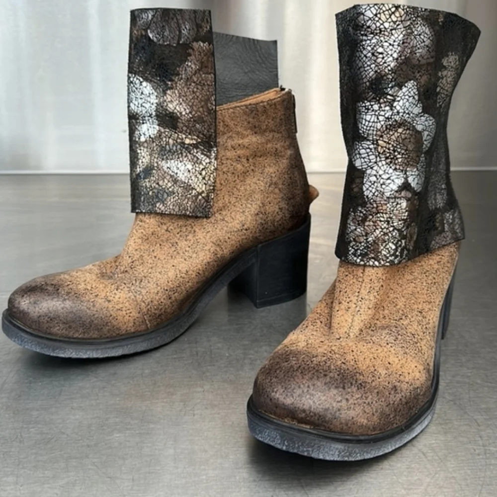 Papucei Pintura Metallic Floral Boots Brown Multi NWT